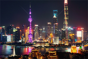 In Shanghai, the stories of love are often imbued with profound cultural and social significance. Couples here not only face challenges in personal emotions during the process of romance, but also nee In Shanghai, the stories of love are often imbued with profound cultural and social significance. Couples here not only face challenges in personal emotions during the process of romance, but also nee